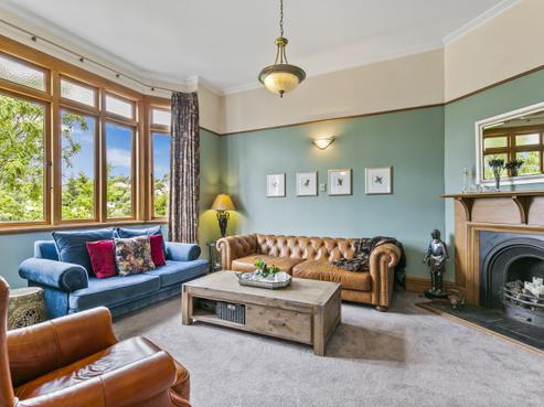 13 Paisley Terrace, Karori