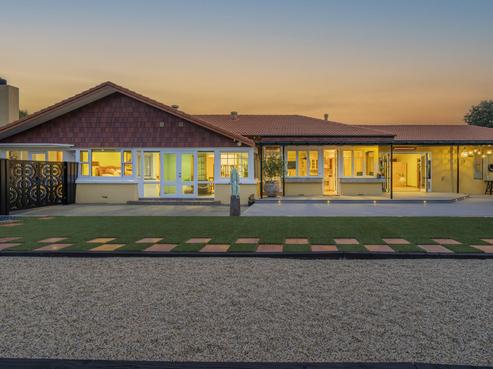 74 Grey Street, Gladstone