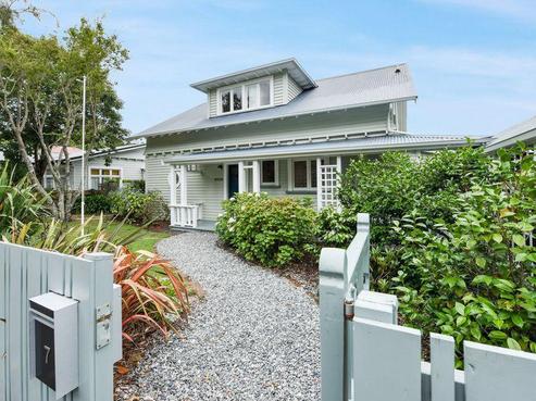 7 Van Diemen Street, Nelson South