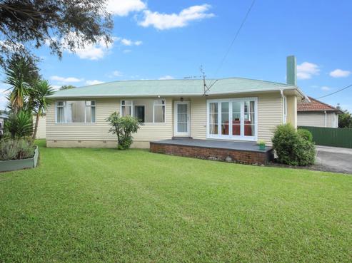 33 Barrys Road, Glendene