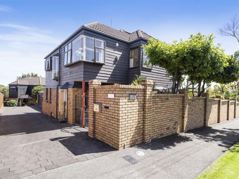1/109 Saint Johns Road, Saint Johns
