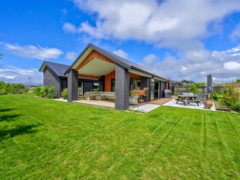 50 Redmill Road, Redwood Valley