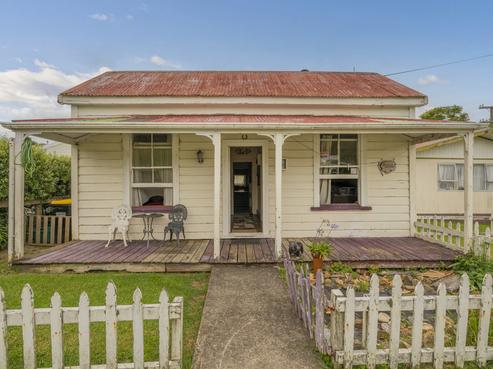 22 Watt Street, Coromandel