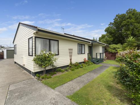 68 Geraldine Crescent, Cloverlea