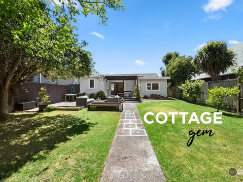 48 Brunswick Street, Central Hutt
