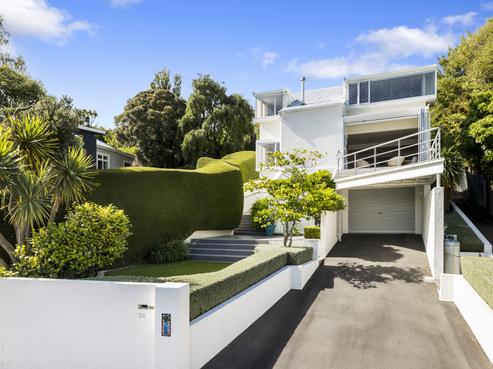 34 Marine Parade, Macandrew Bay