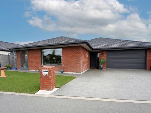 20 Ara Drive, Redwoodtown