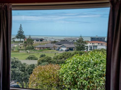 17 Meadow Vale, Coastlands
