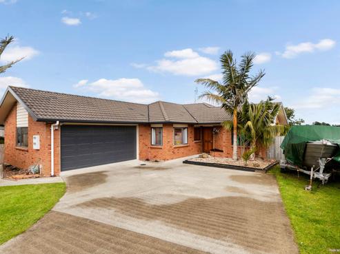 13 Cathcart Close, Pukekohe