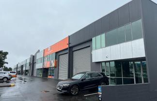 Tilt Slab Warehouse In Otahuhu