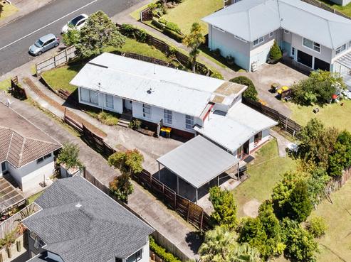 61 Juniper Road, Sunnynook