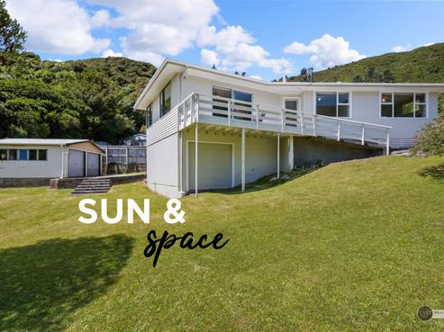 12 Holmes Grove, Naenae