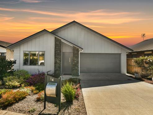 14 Kiwa Crescent, Gulf Harbour