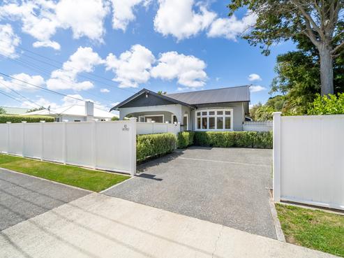 42 Tennyson Street, Petone