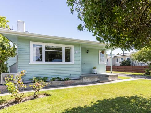 1 Gardiner Place, Havelock North