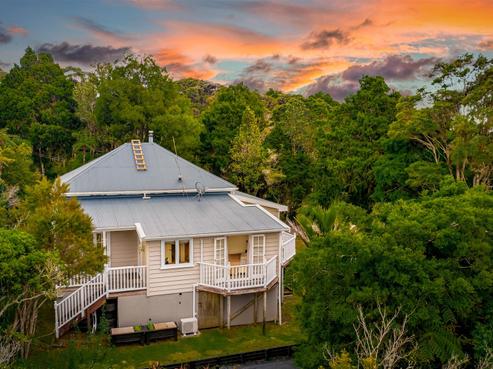 709 Scenic Drive, Henderson Valley