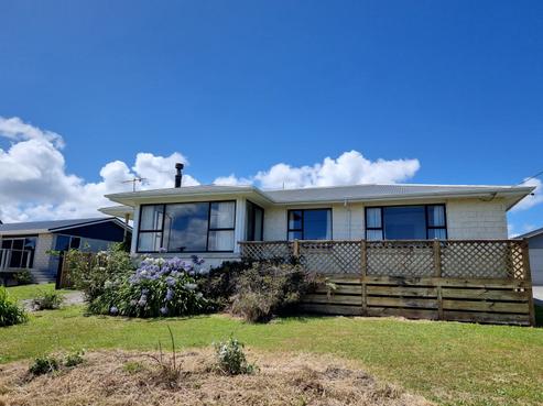 327 Main South Road, Paroa