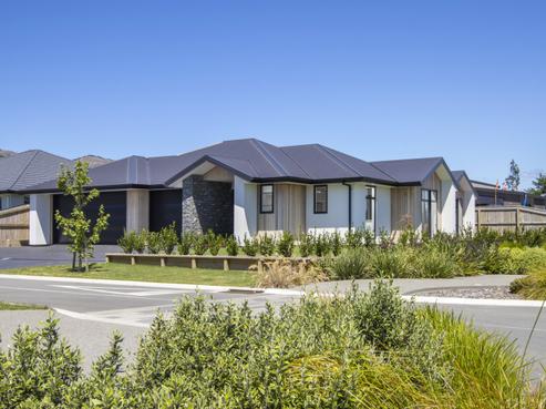 2 Greenway Crescent, Hope