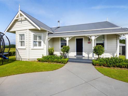 200 Egmont Road, Hillsborough