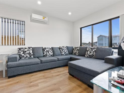 84 Minhas Road, Papakura