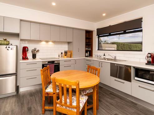 35B Station Street, Alexandra