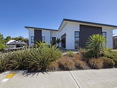 16 Paretona Street, Motueka