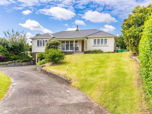 16 View Street, Maungaturoto
