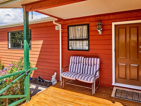 12 Acheron Road, Mana