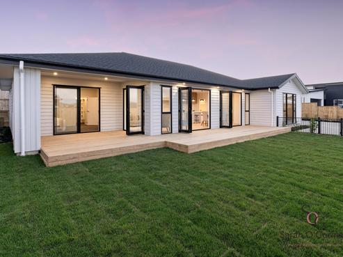 30 Botanical Drive, Silverdale