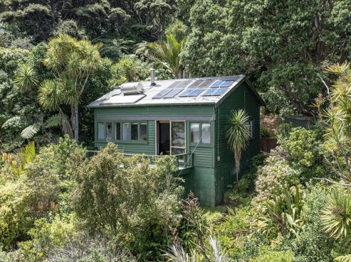 58 Seaview Road, Piha