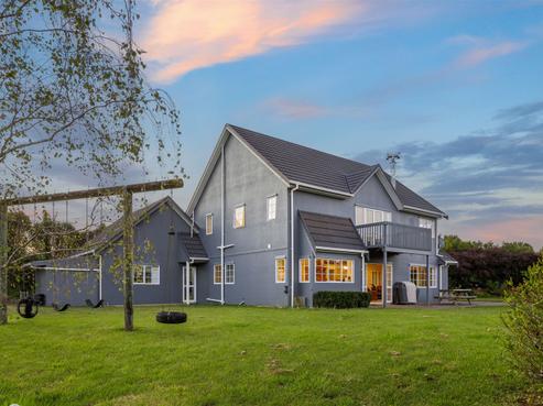 669 Ridge Road, Riverhead