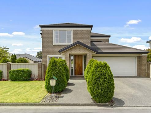 10 Applefield Court, Northwood