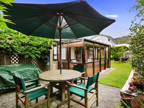 9D Korau Grove, Stokes Valley