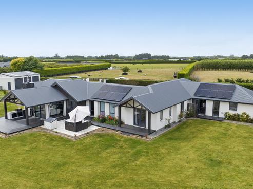 176 Paige Place, Rolleston