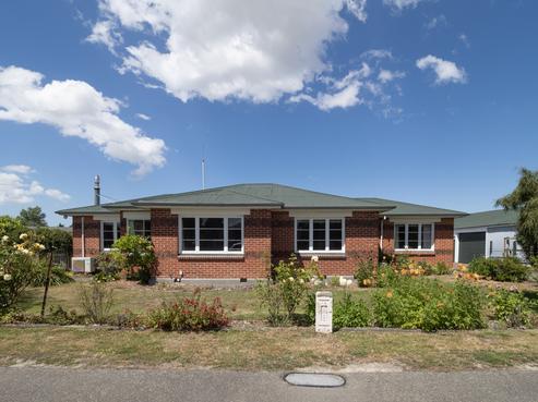 8 Rapley Street, Hampstead