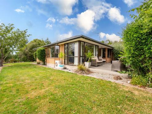 538 Fairview Road, Hadlow