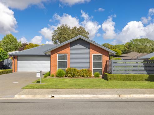 44 Brookwater Avenue, Northwood