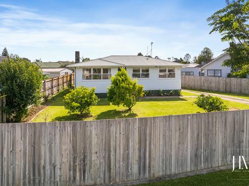 4 Antrim Crescent, Otara