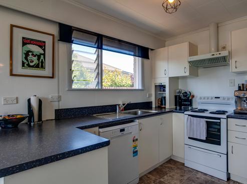 11 Leckie Street, Redruth