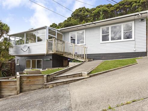 17 Puriri Street, Wainuiomata