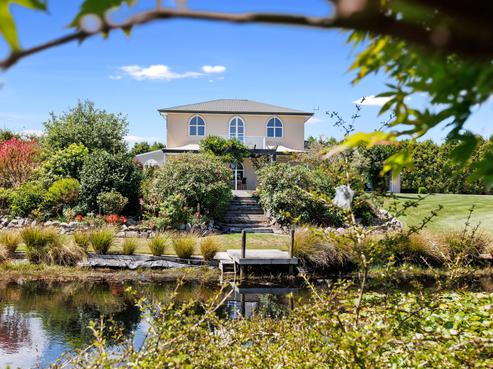 41 Pennington Road, Waitara