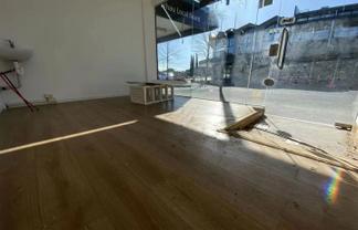 Retail and office in central of New Lynn