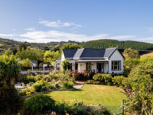 51 Chatham Street, Waihola