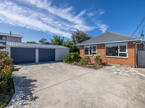 393 Pine Avenue, South New Brighton