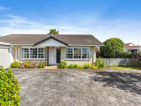 9 Rock Isle Road, Torbay
