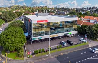 CBRE - High Calibre Office Space