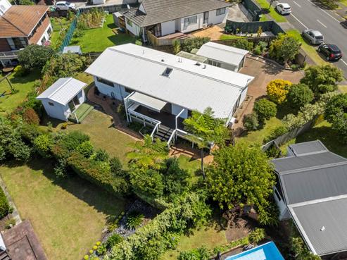 8 Bradbury Road, Botany Downs
