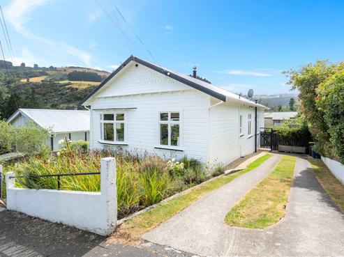 9 Birchfield Avenue, North East Valley