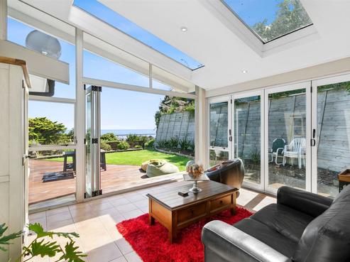 89 South Road, Blagdon