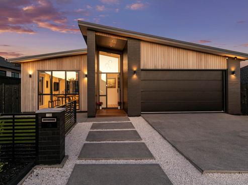 13 Ricketts Road, Wainui